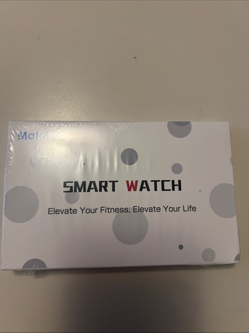 Smart Watch in White - Fitness Tracker